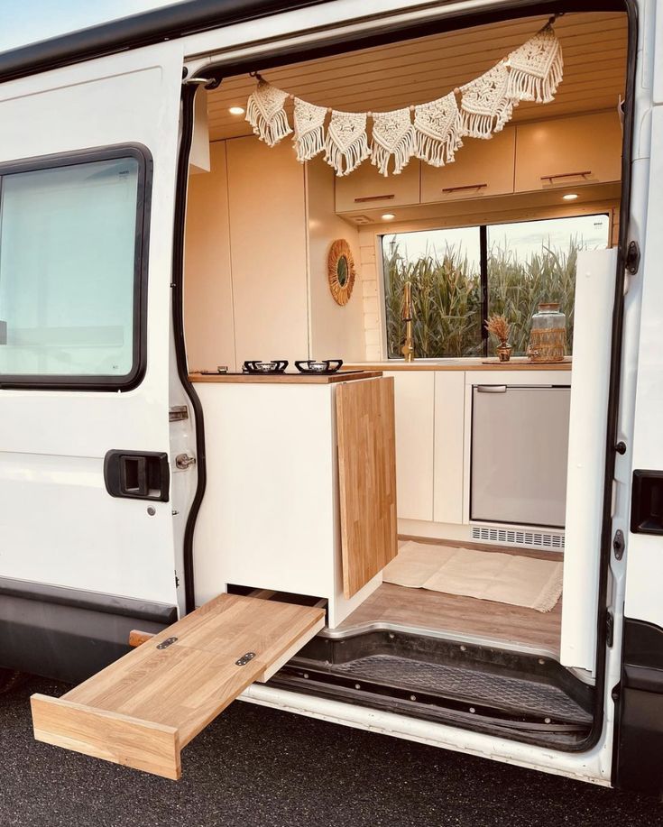 rv kitchen cabinet2