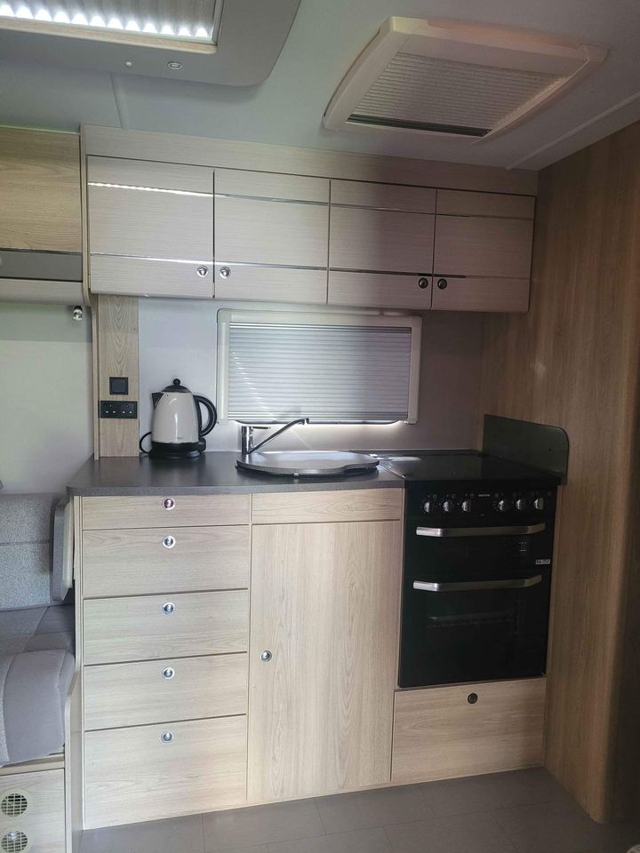 rv cabinet4