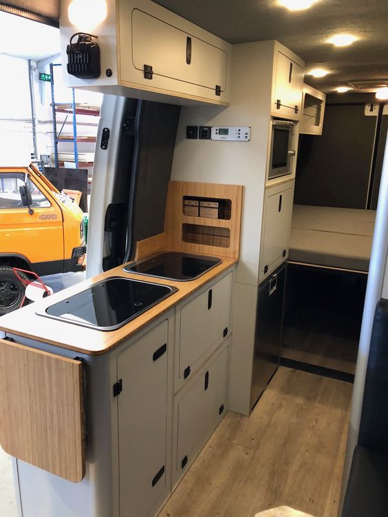 rv kitchen cabinet4