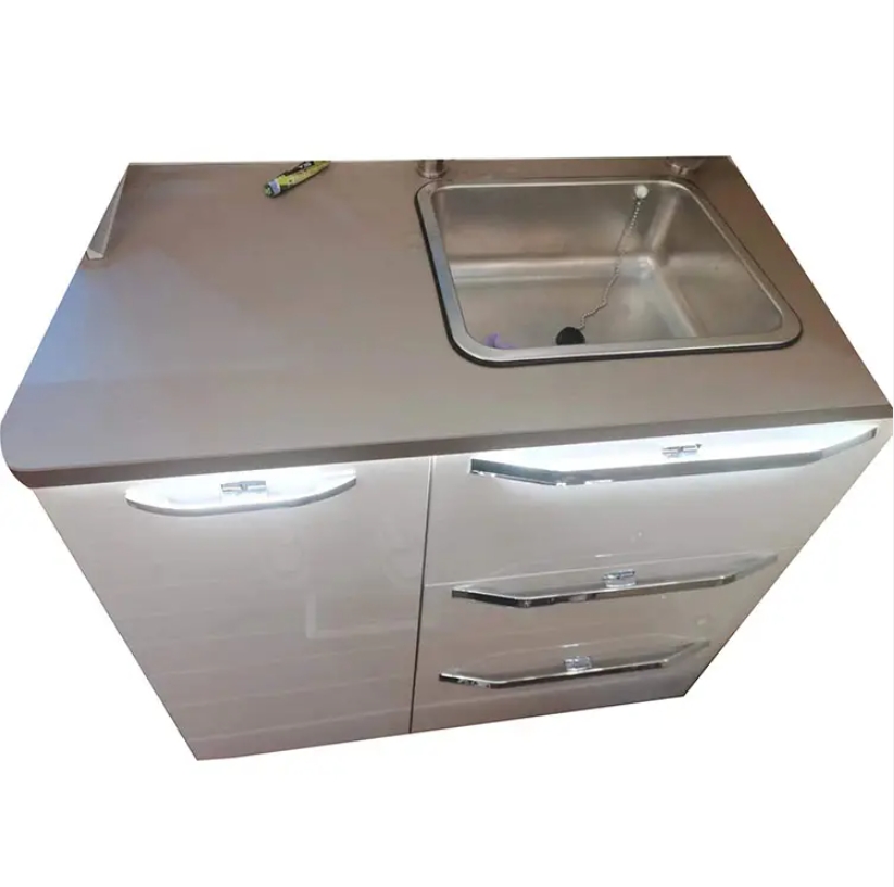 rv kitchen cabinet5