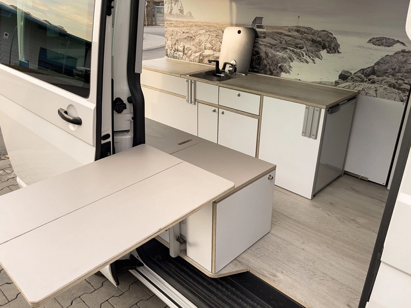The Impact Of Lightweight Design Of Aluminum Furniture On Mobile Homes