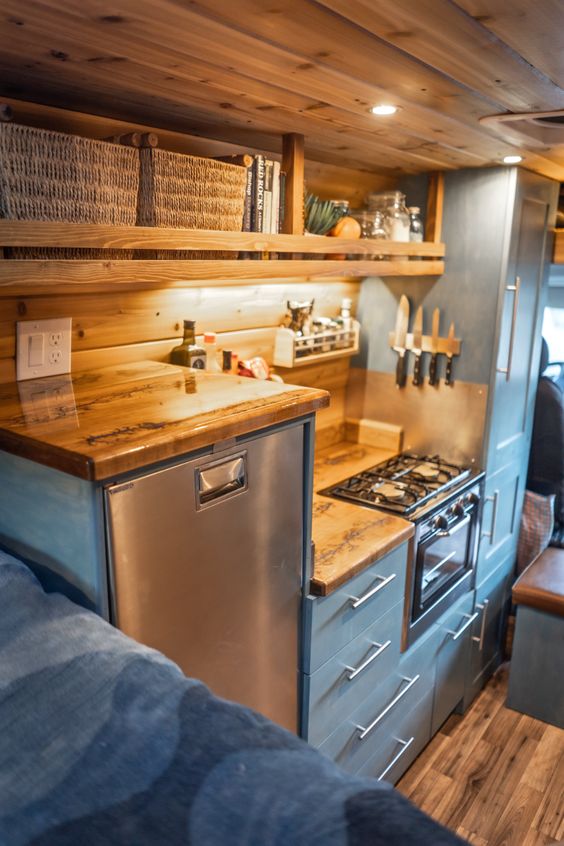 rv kitchen cabinet7