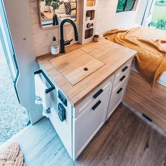 High-end custom waterproof fireproof RV kitchen cabinets aluminum camper cabinets with drawers 