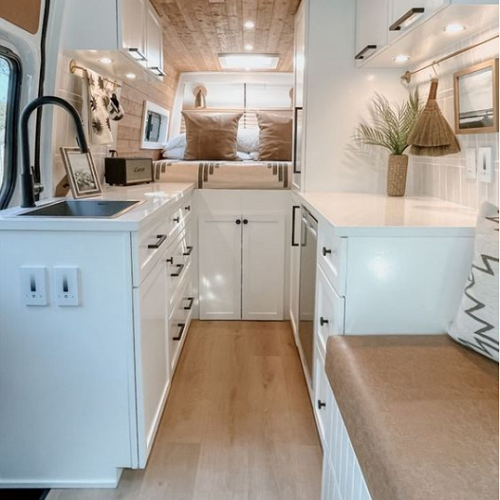 French cream style