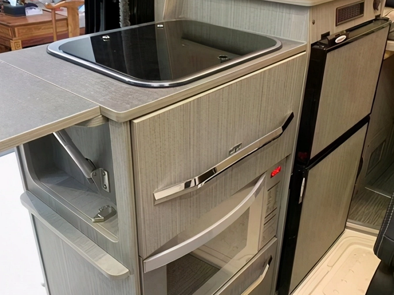 The Application And Advantages Of Aluminum Furniture In Modern Home